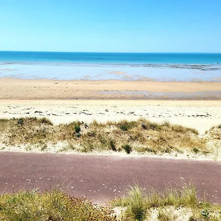 La Perle Marine, Front De Apartment *